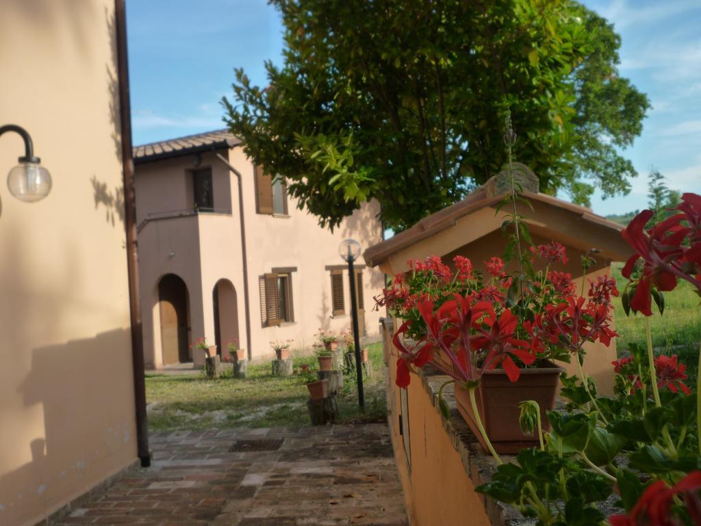 Tadinum Romana Gualdo Tadino Exterior foto